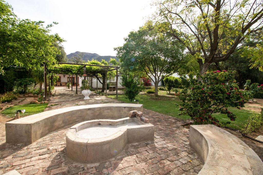 The Townhouse Villa Graaff Reinet Exterior photo