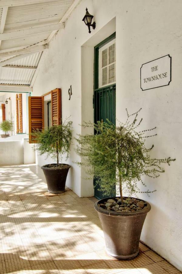 The Townhouse Villa Graaff Reinet Exterior photo